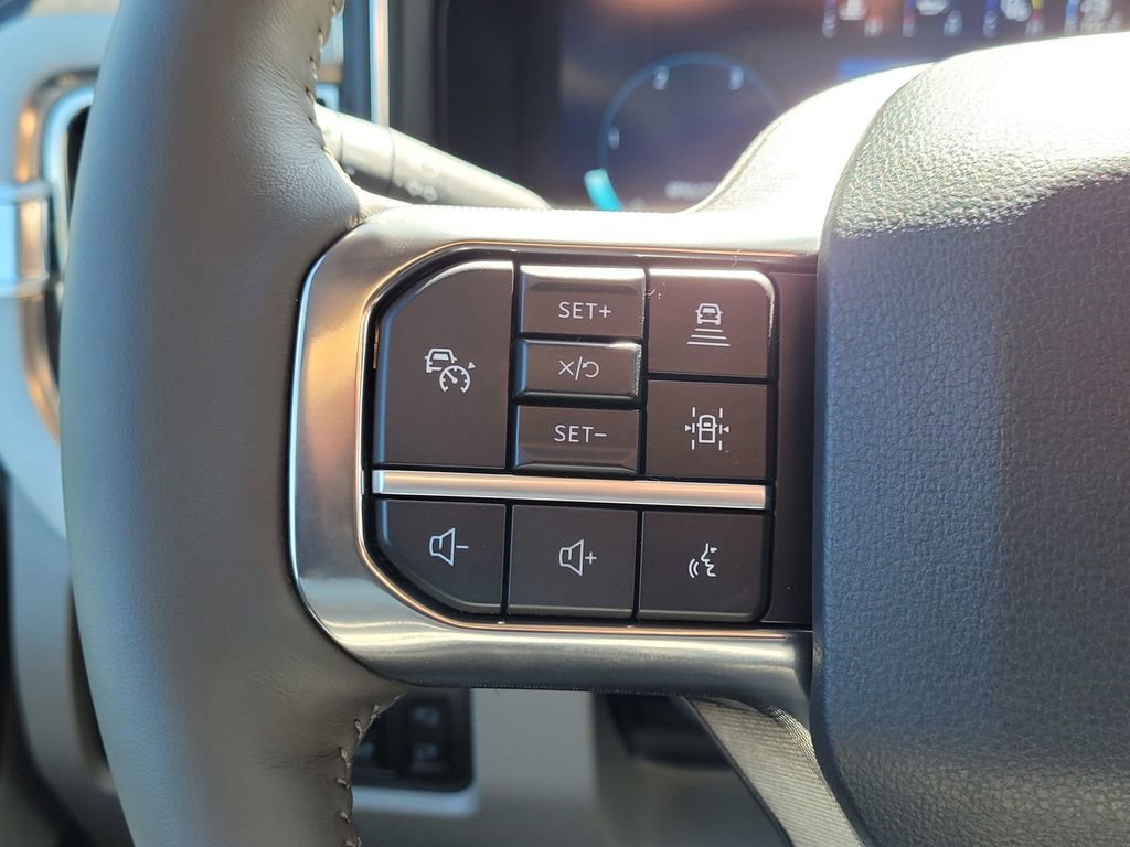New 2025 Ford F350 Platinum w/ Platinum Plus Package image 41