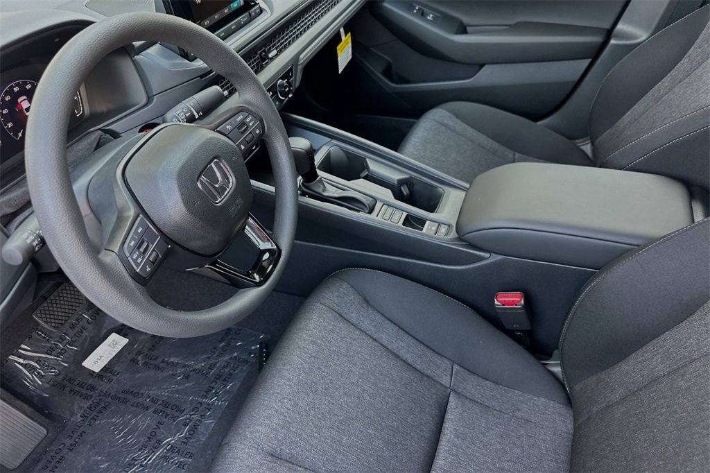 New 2025 Honda Accord SE image 10