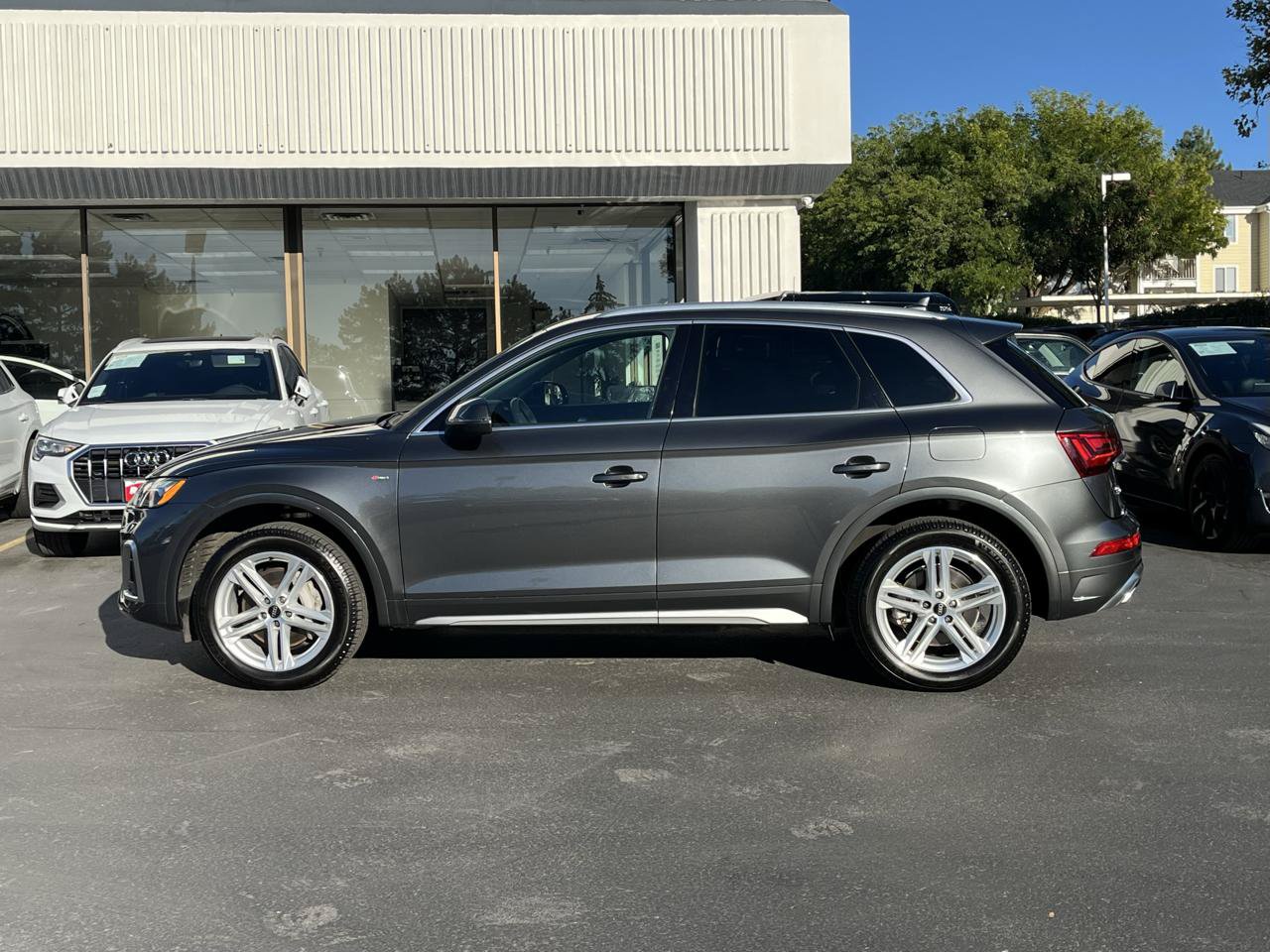 Used 2022 Audi Q5 e Premium AWD/4WD image 18
