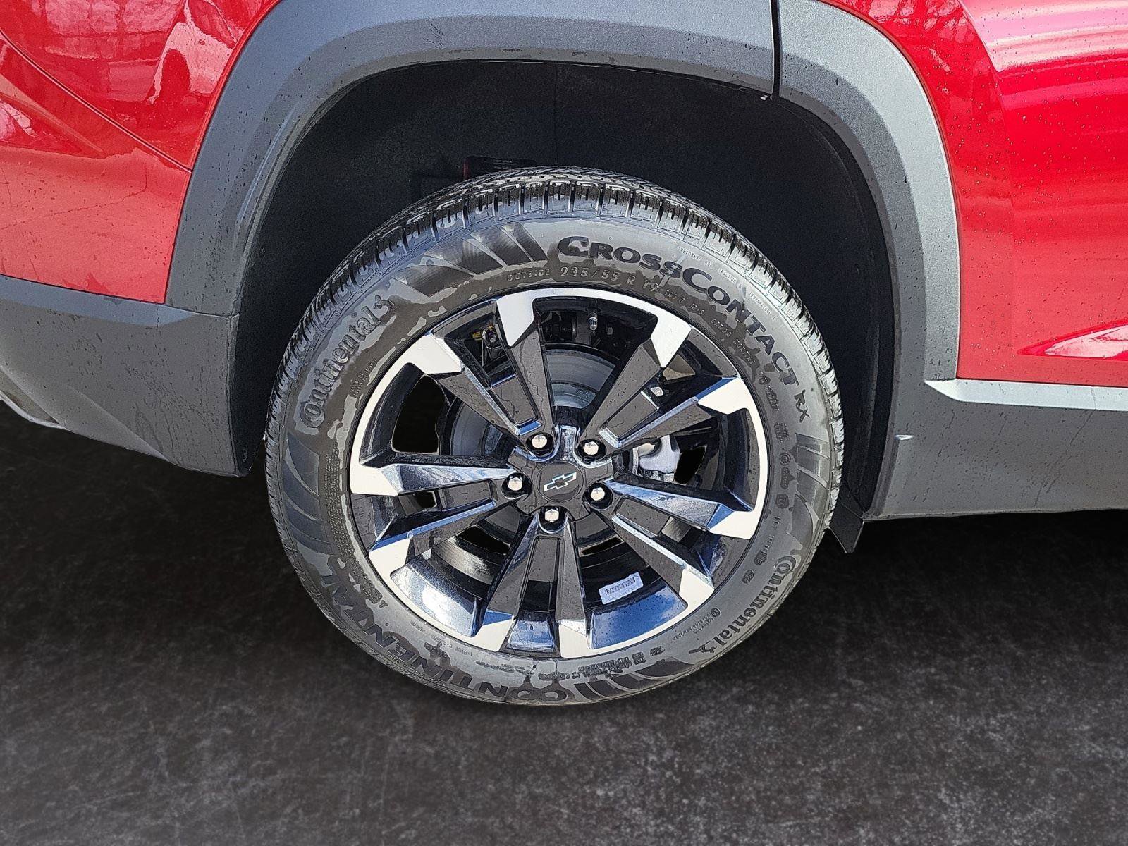 Used 2025 Chevrolet Equinox RS AWD/4WD image 25