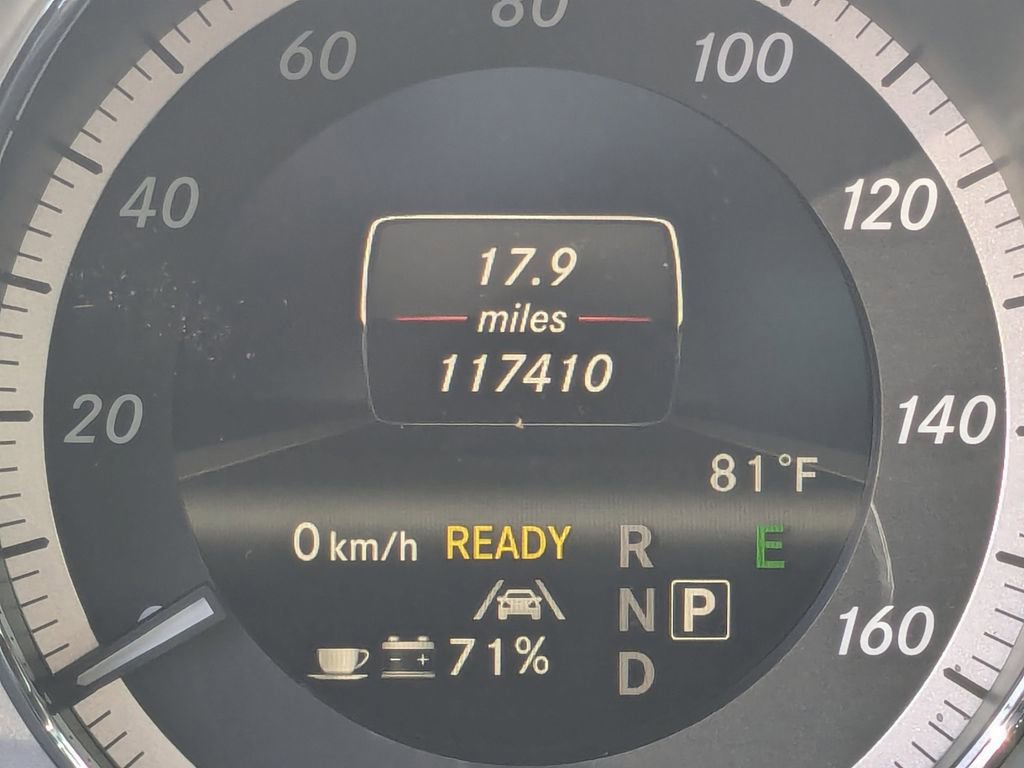 Used 2013 Mercedes-Benz E 400 Sport Sedan image 15