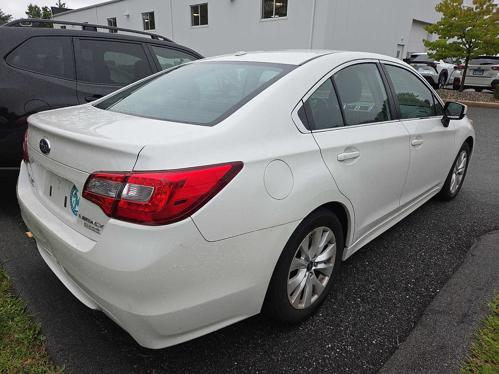 Used 2015 Subaru Legacy 2.5i Premium AWD/4WD image 5