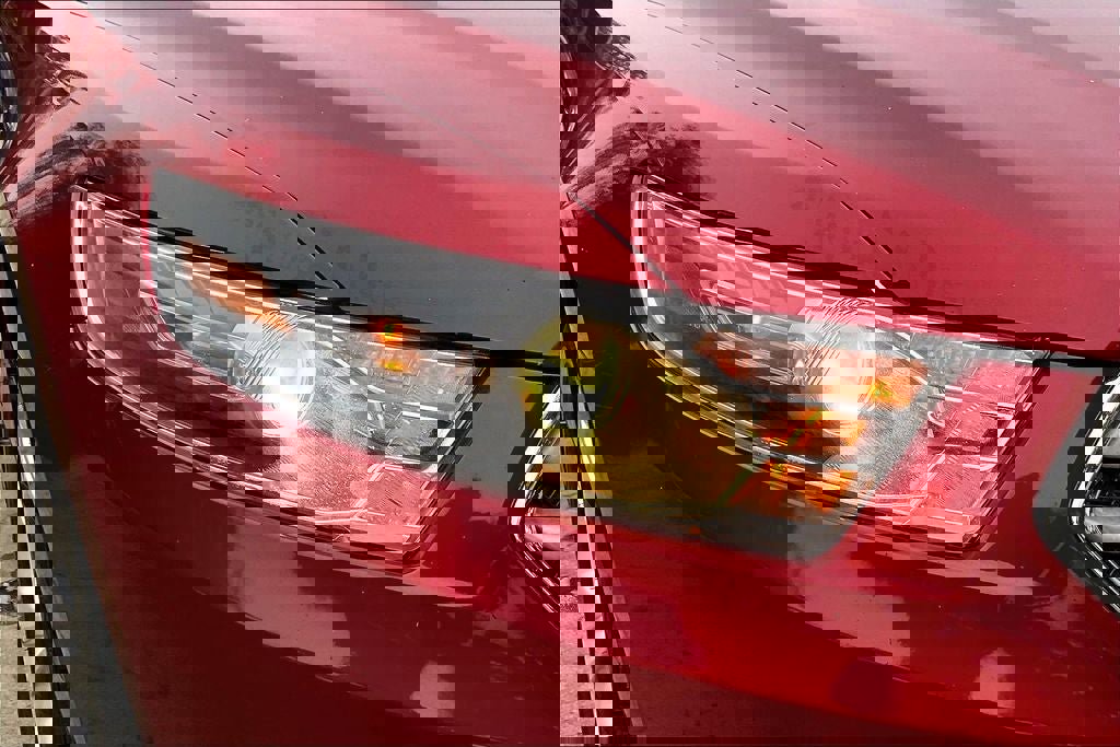 Used 2015 Ford Taurus SEL w/ Equipment Group 201A image 28