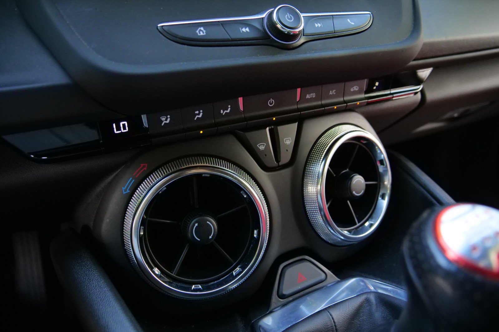 Used 2022 Chevrolet Camaro LT RWD image 14
