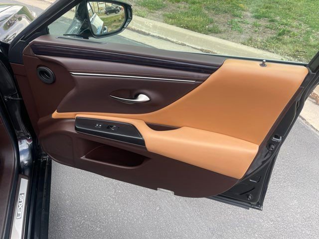 Used 2021 Lexus ES 350 Premium image 21