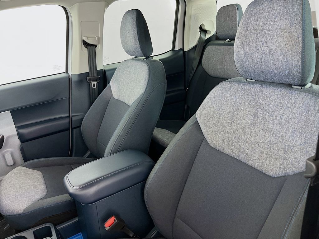 Used 2025 Ford Maverick XLT image 28