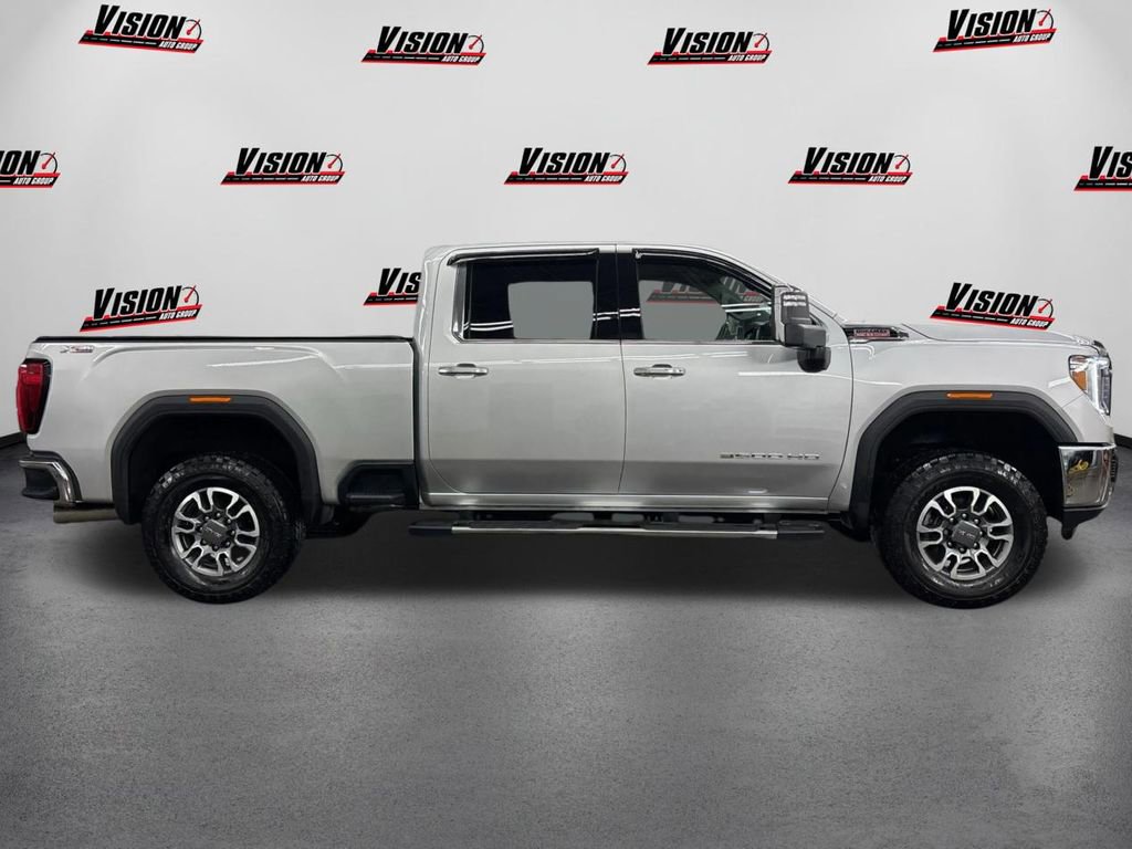 Used 2022 GMC Sierra 3500 SLT w/ SLT Preferred Package image 4