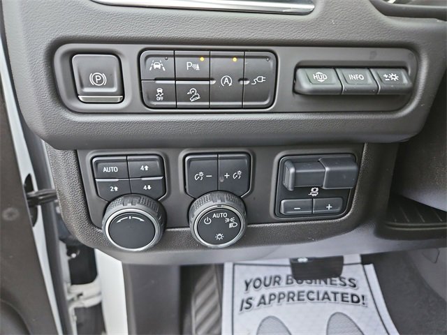 Certified 2021 Chevrolet Suburban Premier w/ Premium Package image 36