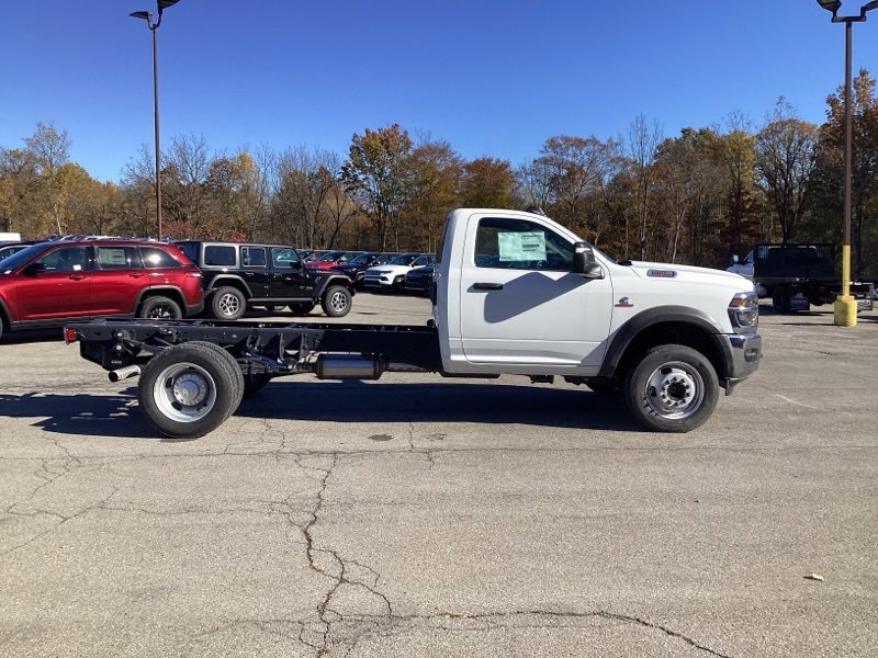 New 2026 RAM 5500 Tradesman w/ Chrome Appearance Group image 8