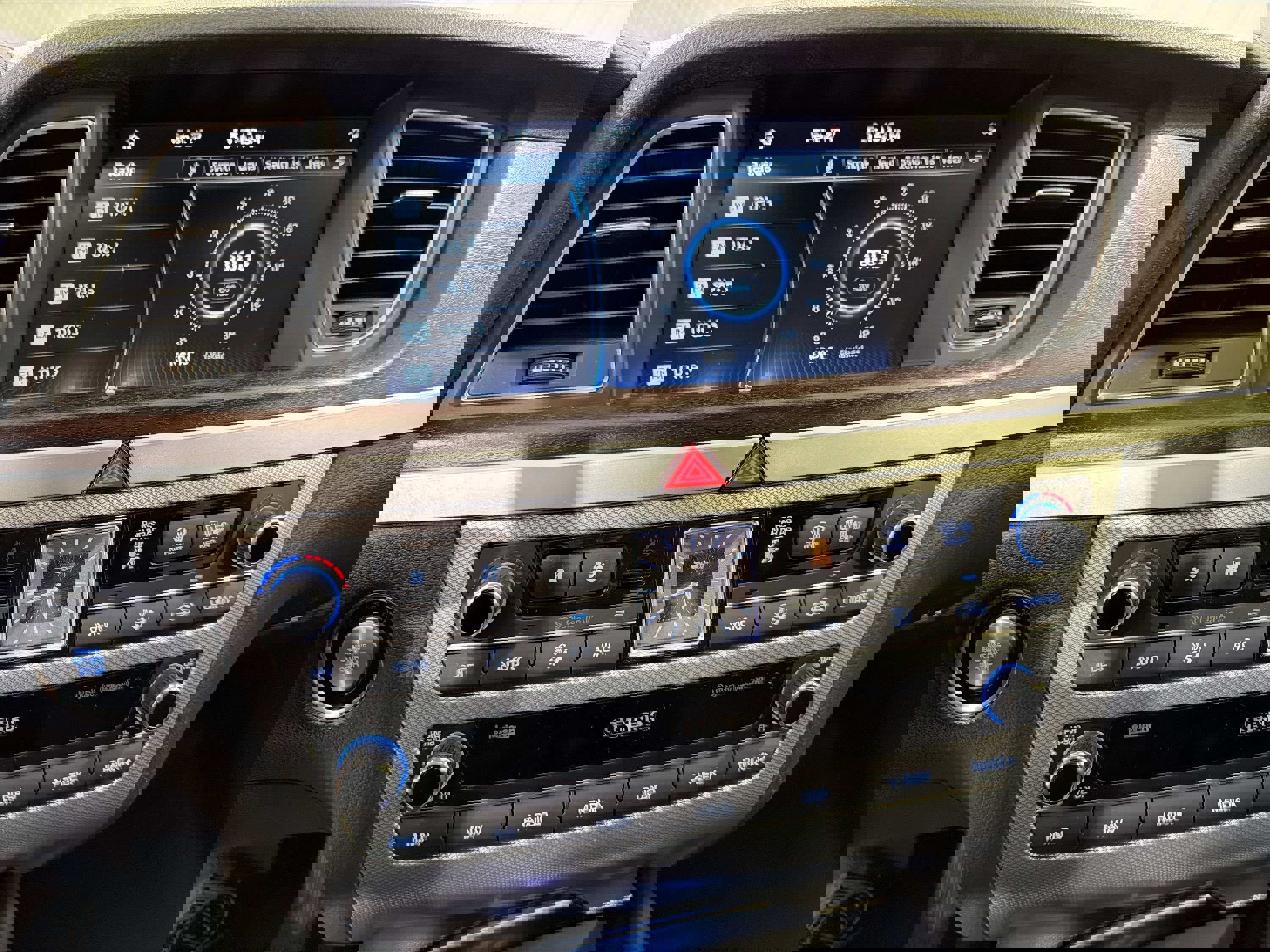 Used 2020 Genesis G80 5.0 Ultimate image 17