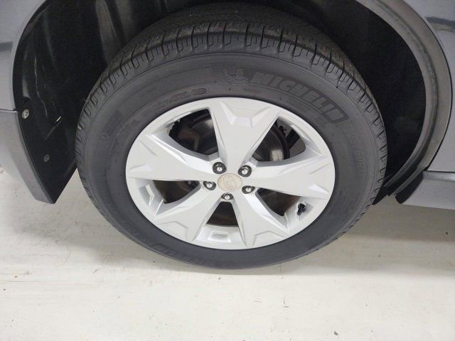Used 2015 Subaru Forester 2.5i Premium w/ All-Weather Package image 15
