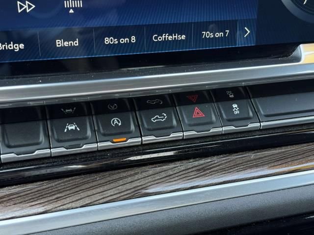 Used 2022 Chevrolet Silverado 1500 LT image 26