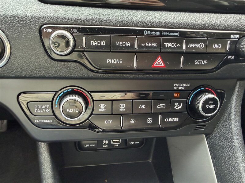 Used 2019 Kia Niro LX FWD image 19
