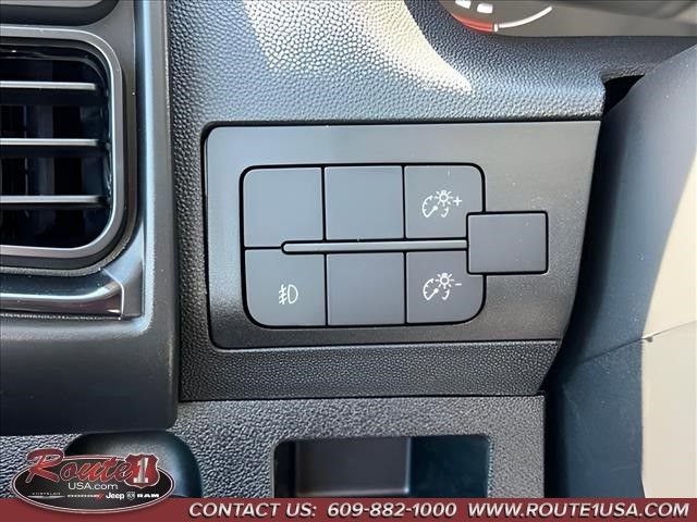 Used 2024 RAM ProMaster 3500 w/ Delivery Van Package FWD image 15