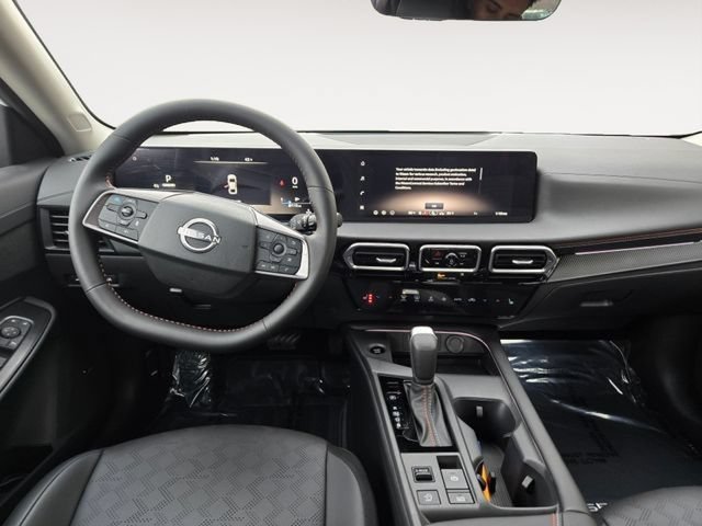 New 2026 Nissan Sentra SR w/ SR Premium Package FWD image 13