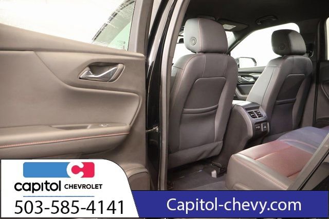 Used 2025 Chevrolet Blazer RS image 32