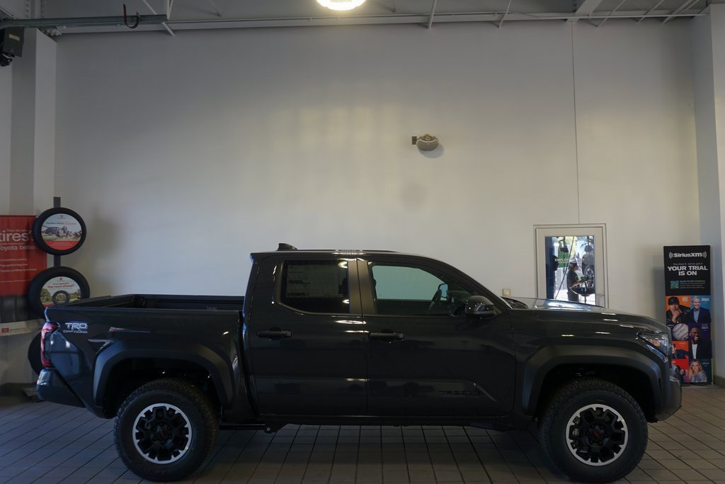 New 2025 Toyota Tacoma TRD Off-Road image 15