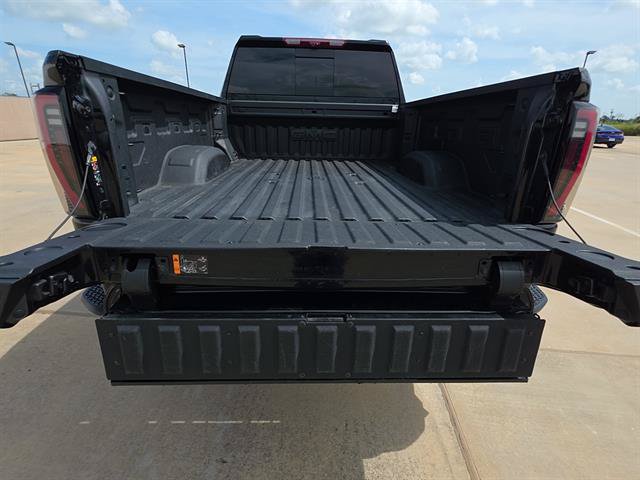 Used 2026 GMC Sierra 2500 AT4X AWD/4WD image 13