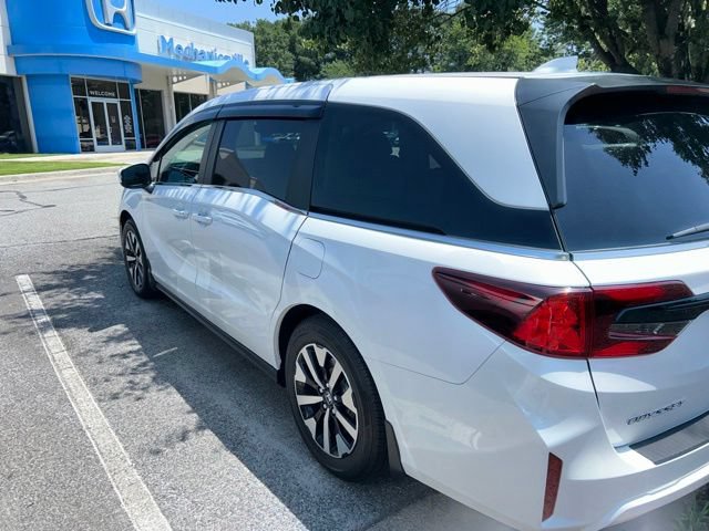 Used 2025 Honda Odyssey EX-L image 3