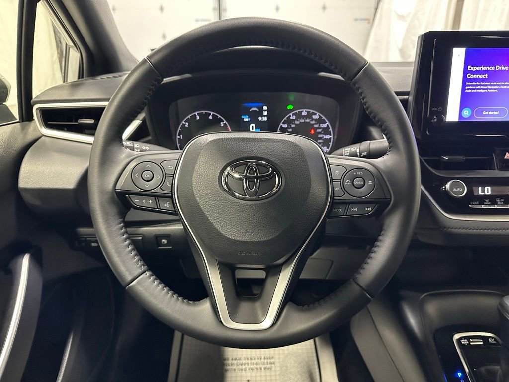 Used 2025 Toyota Corolla SE FWD image 18