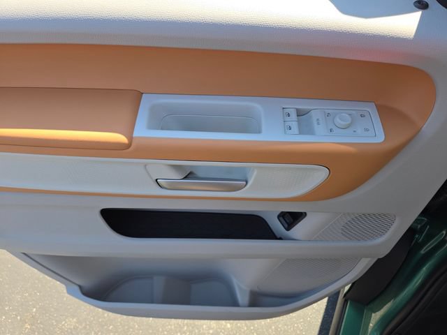 New 2025 Volkswagen ID. Buzz Pro S Plus AWD/4WD image 10