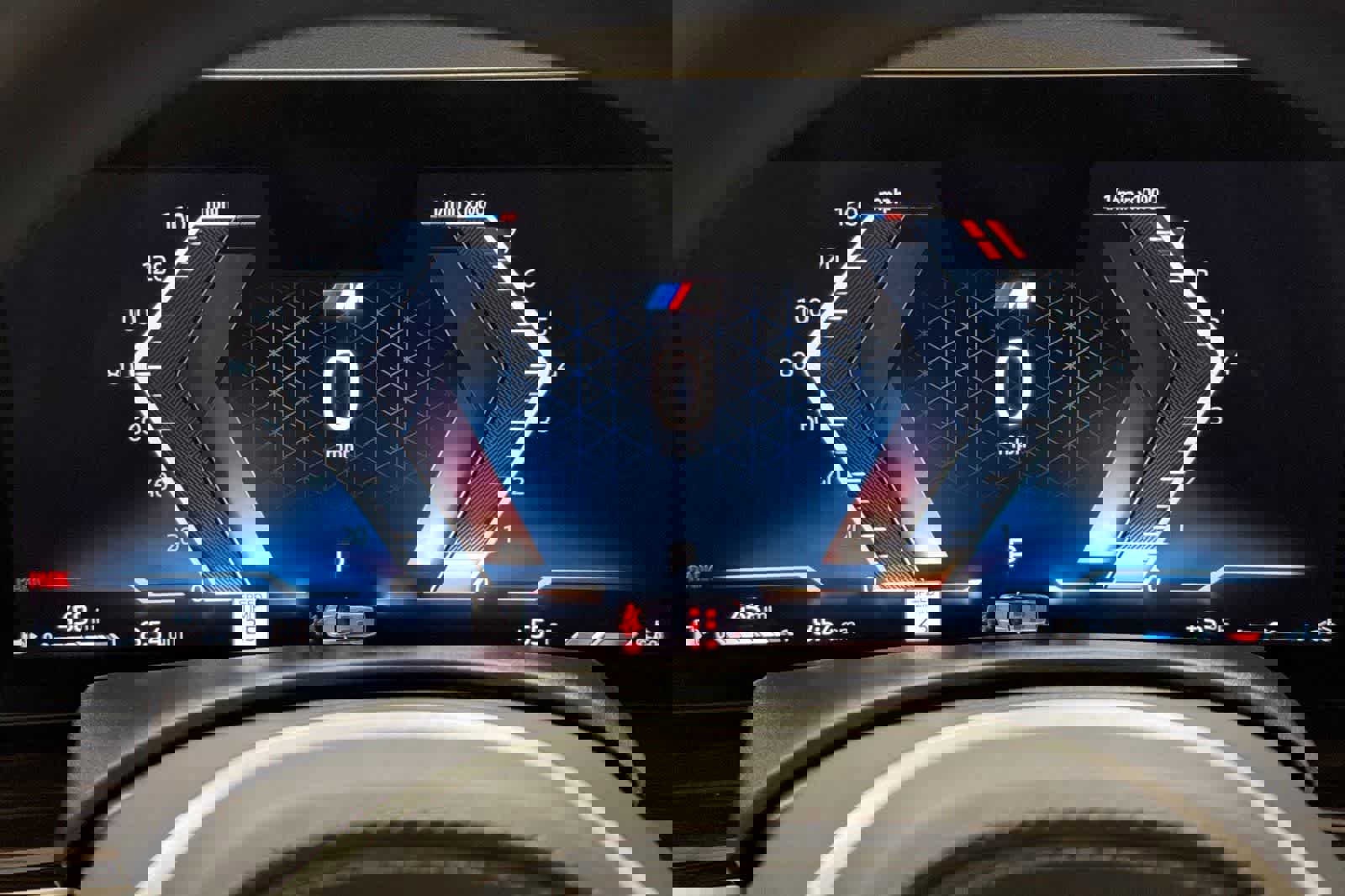 Certified 2024 BMW X7 xDrive40i w/ M Sport Package image 25