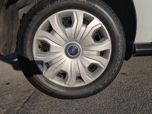 Used 2019 Ford Transit Connect XL image 9