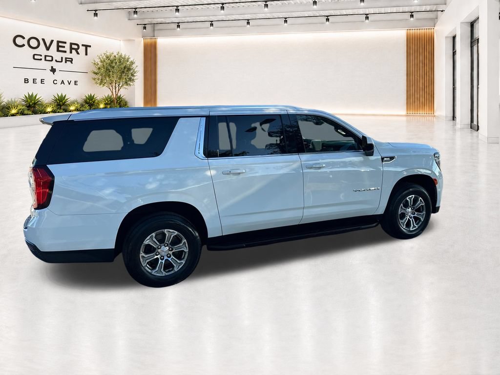 Used 2023 GMC Yukon XL SLE w/ Gmc Pro Safety Plus Package RWD image 12