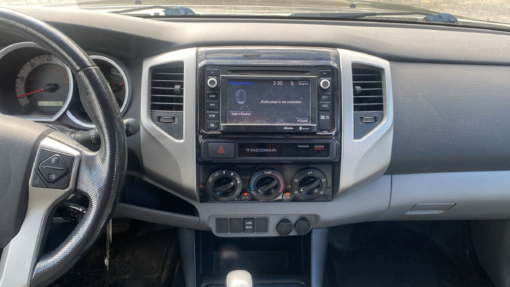 Used 2015 Toyota Tacoma PreRunner w/ TRD Sport Package RWD image 20