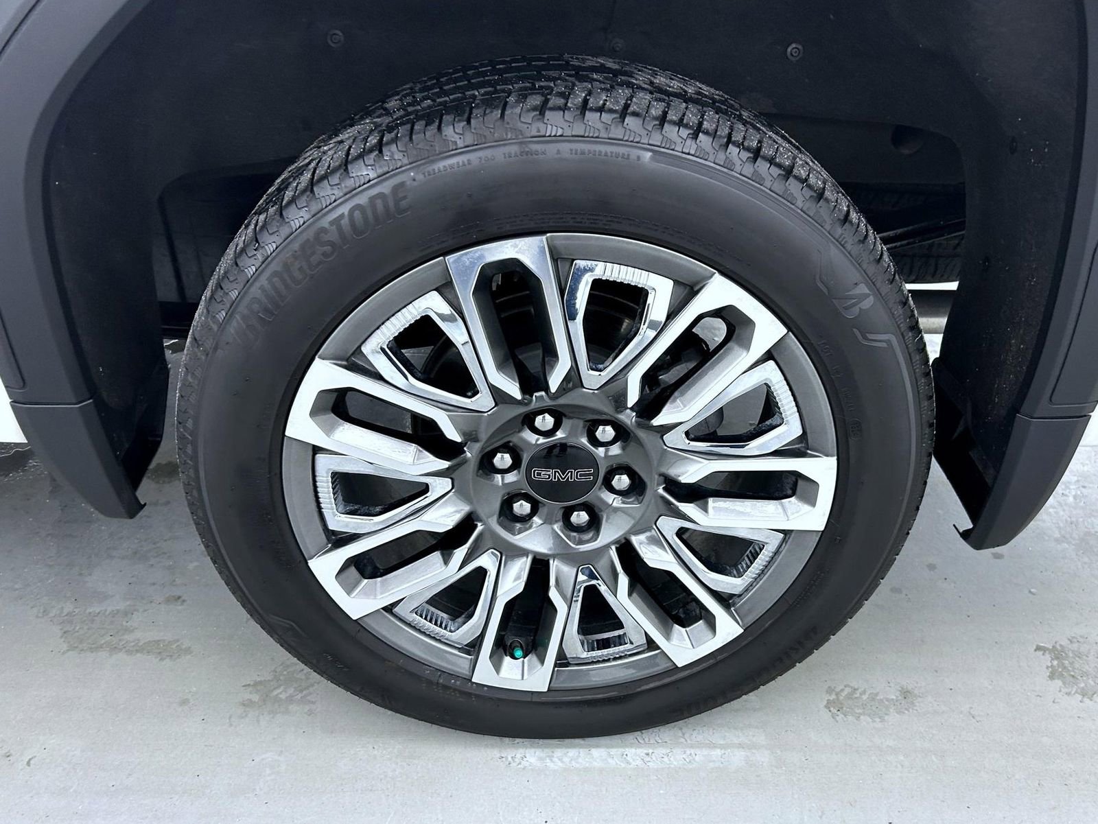 Used 2024 GMC Sierra 1500 Denali Ultimate AWD/4WD image 23