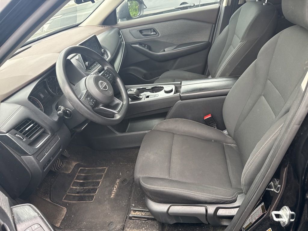 Used 2023 Nissan Rogue S AWD/4WD image 5