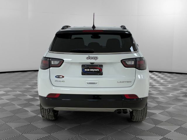Used 2022 Jeep Compass Limited w/ Elite Group AWD/4WD image 4
