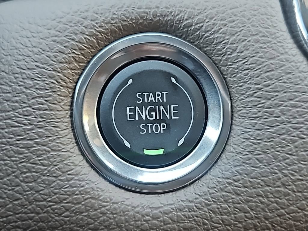 New 2026 GMC Canyon Denali image 17