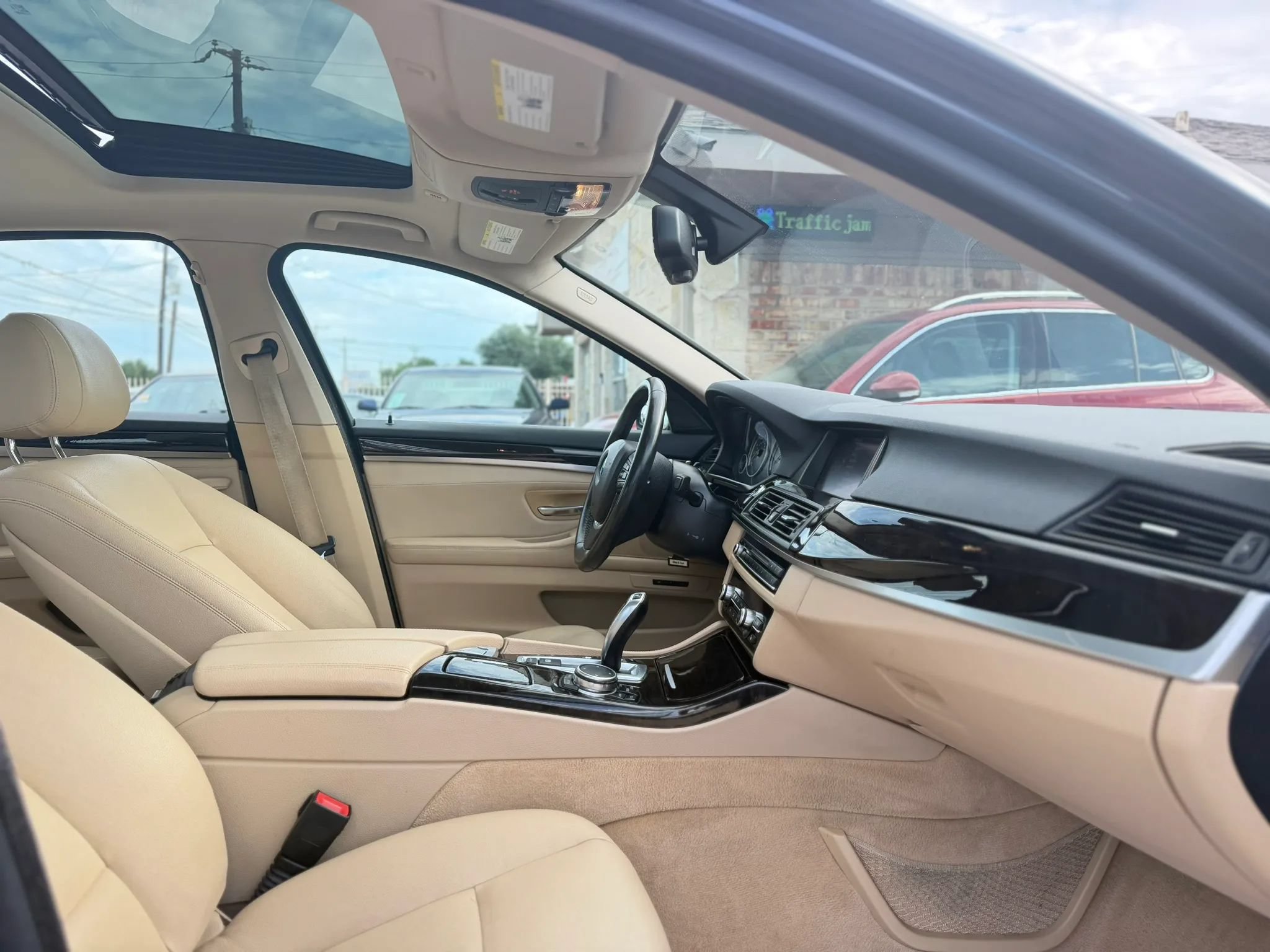 Used 2015 BMW 535i xDrive Sedan AWD/4WD image 25