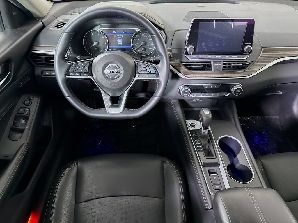 Certified 2019 Nissan Altima 2.0 Platinum FWD image 4