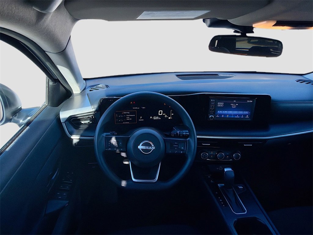 Used 2025 Nissan Kicks S image 22