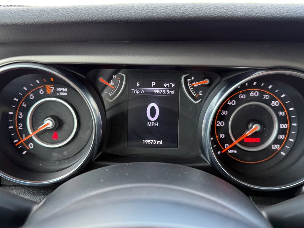 Used 2020 Jeep Wrangler Sport AWD/4WD image 13