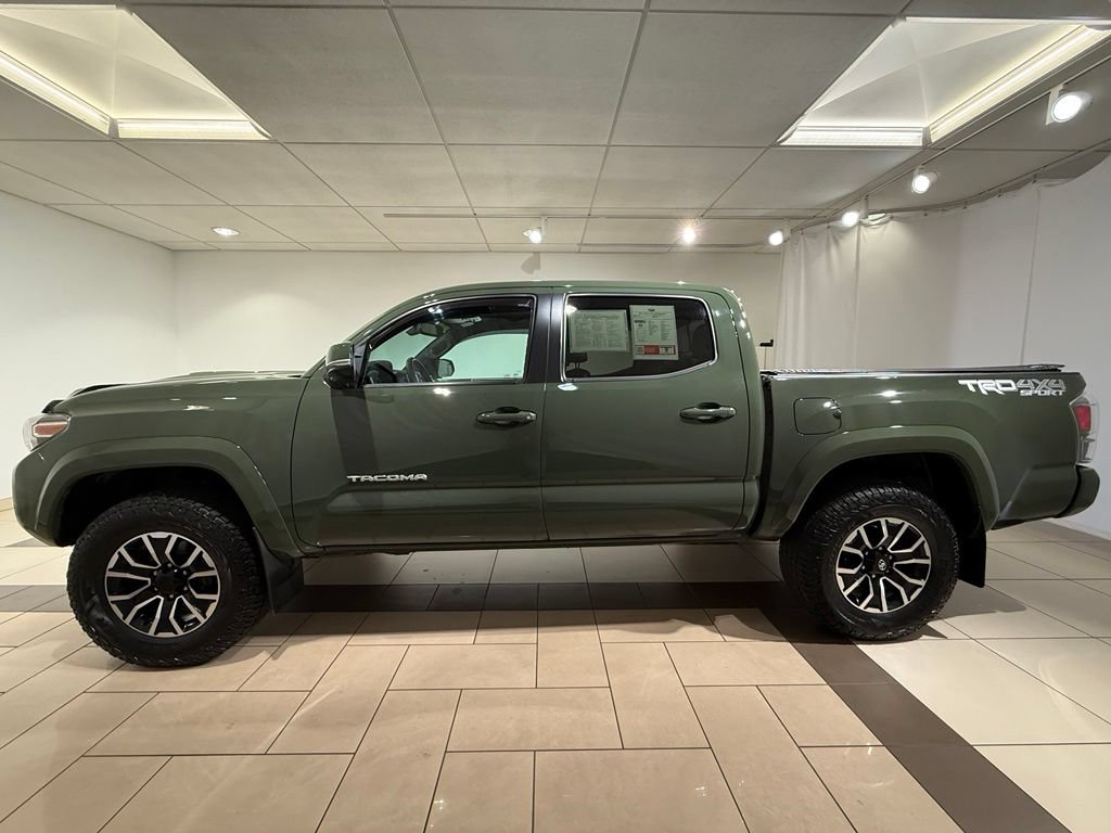 Used 2021 Toyota Tacoma TRD Sport w/ TRD Premium Sport Package AWD/4WD image 2