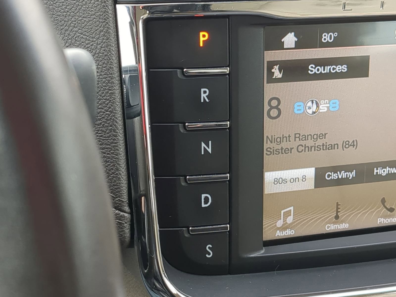 Used 2017 Lincoln Continental Reserve w/ Climate Package image 36