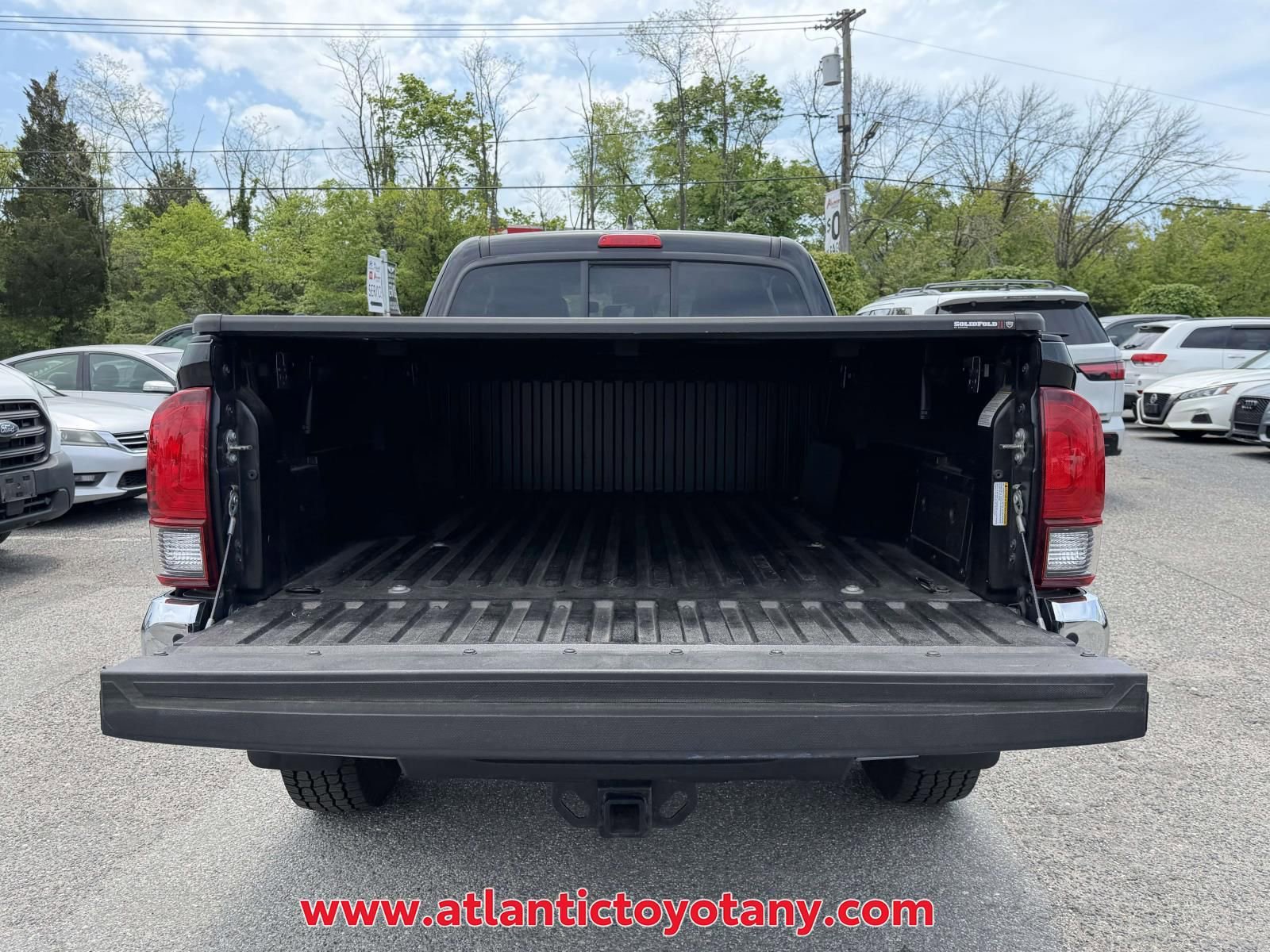 Used 2019 Toyota Tacoma SR5 AWD/4WD image 11
