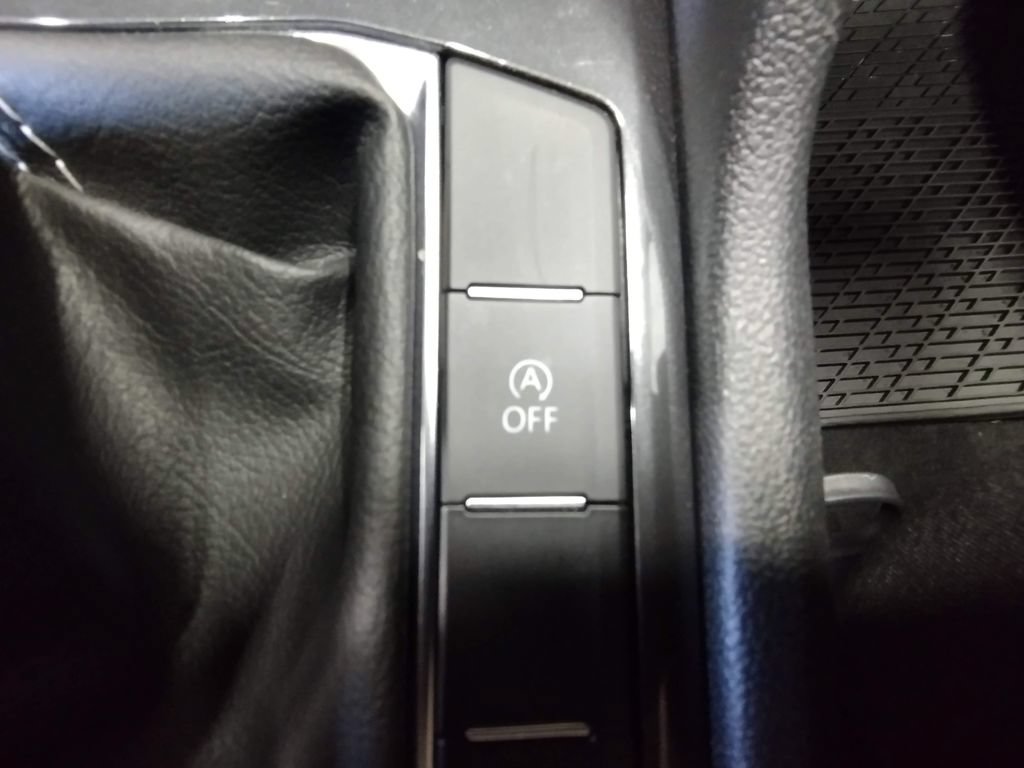 Certified 2023 Volkswagen Tiguan S AWD/4WD image 32