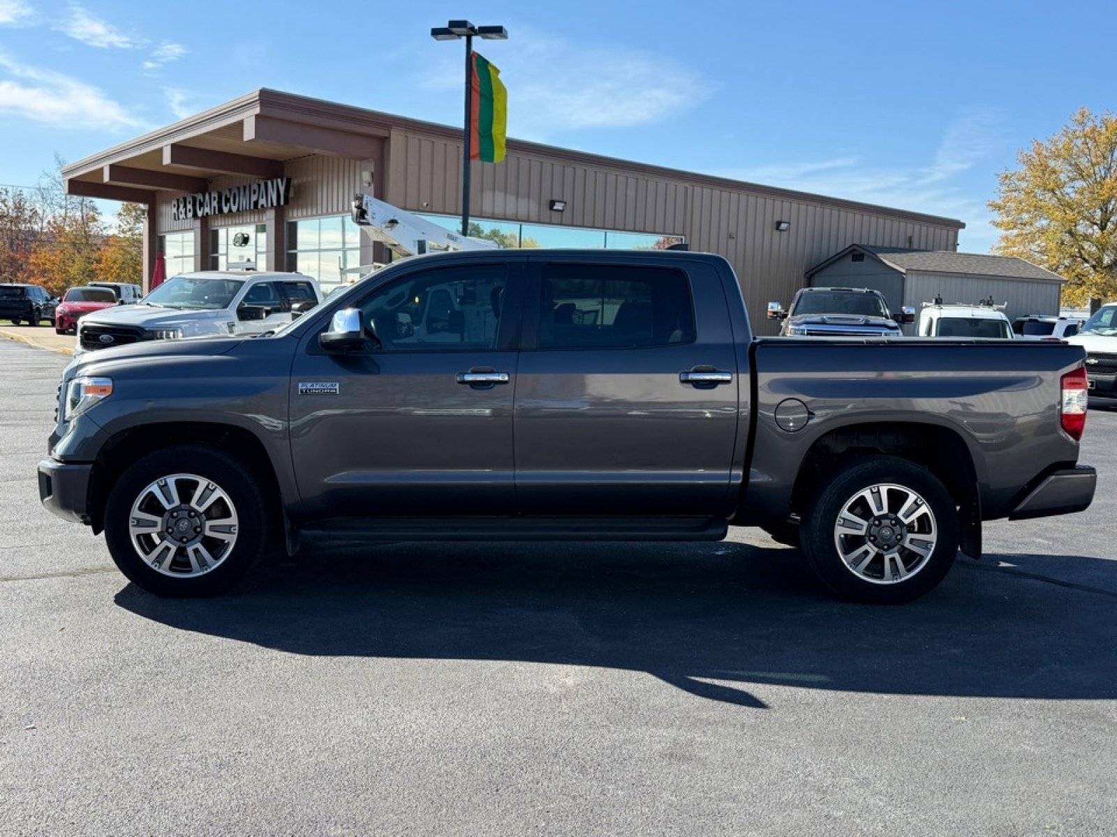 Used 2021 Toyota Tundra Platinum image 5