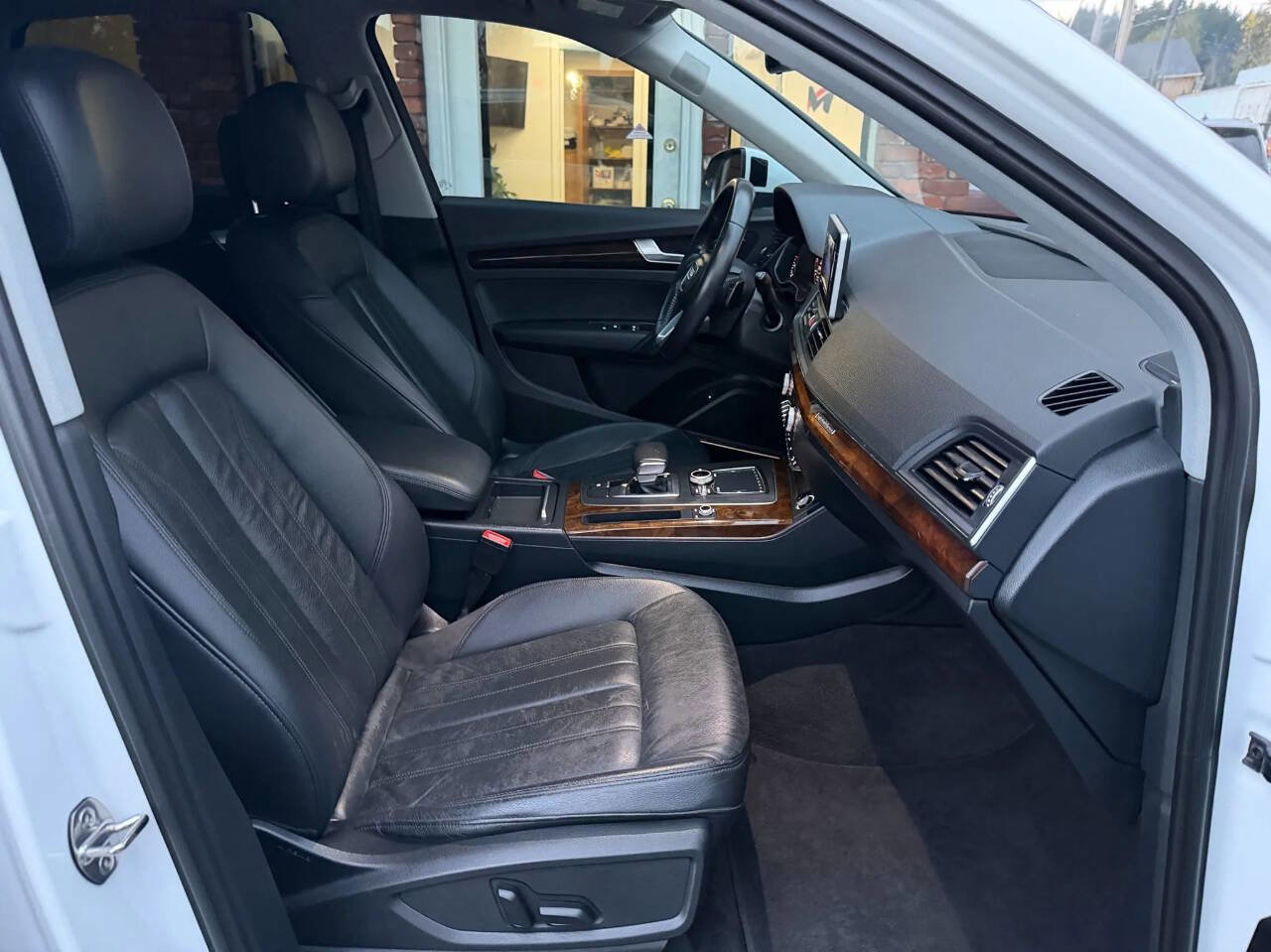Used 2018 Audi Q5 2.0T Premium Plus w/ Premium Plus Package image 10