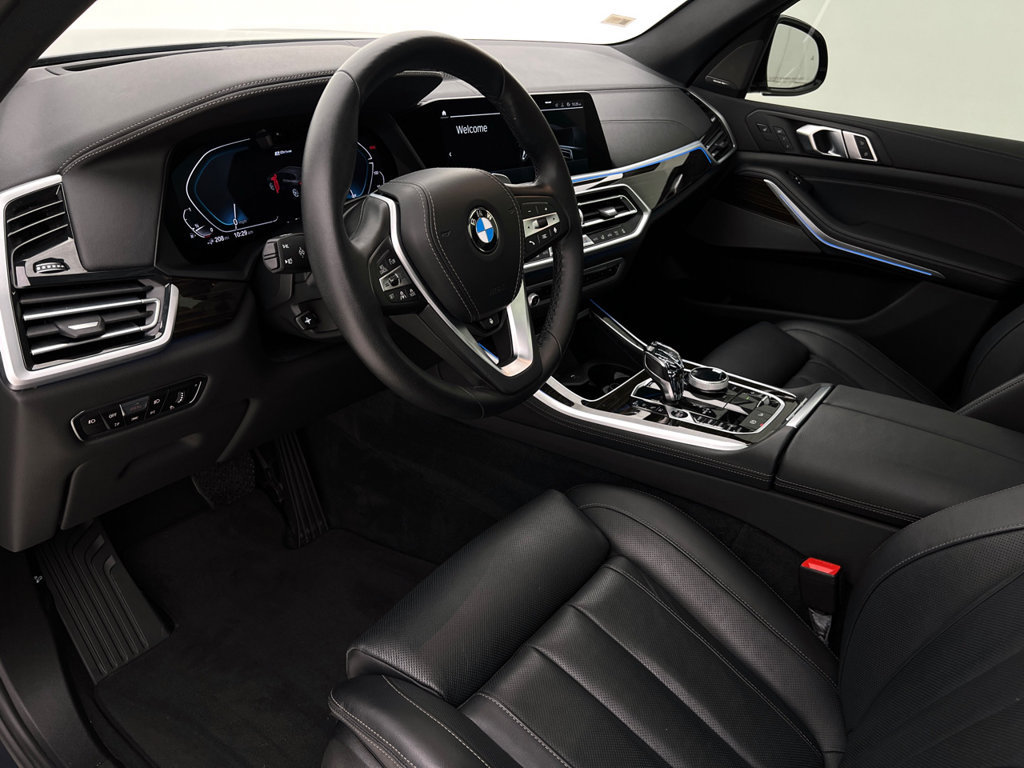 Used 2021 BMW X5 xDrive45e w/ Executive Package AWD/4WD image 12