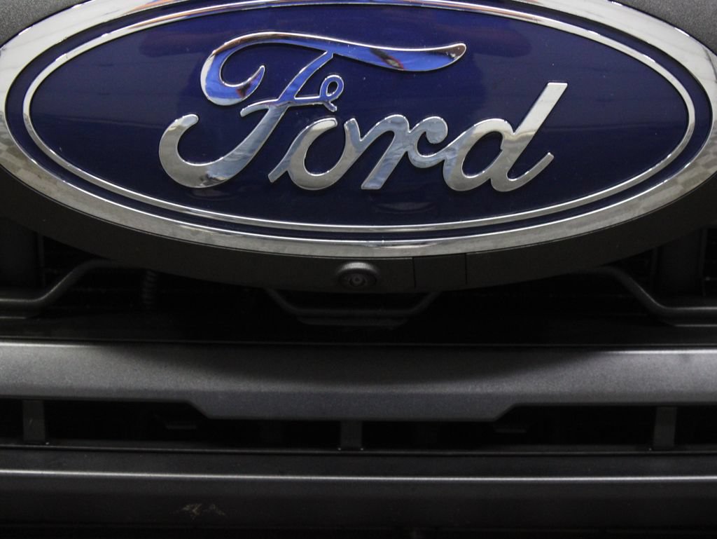 Used 2024 Ford F250 Lariat w/ Sport Appearance Package AWD/4WD image 55