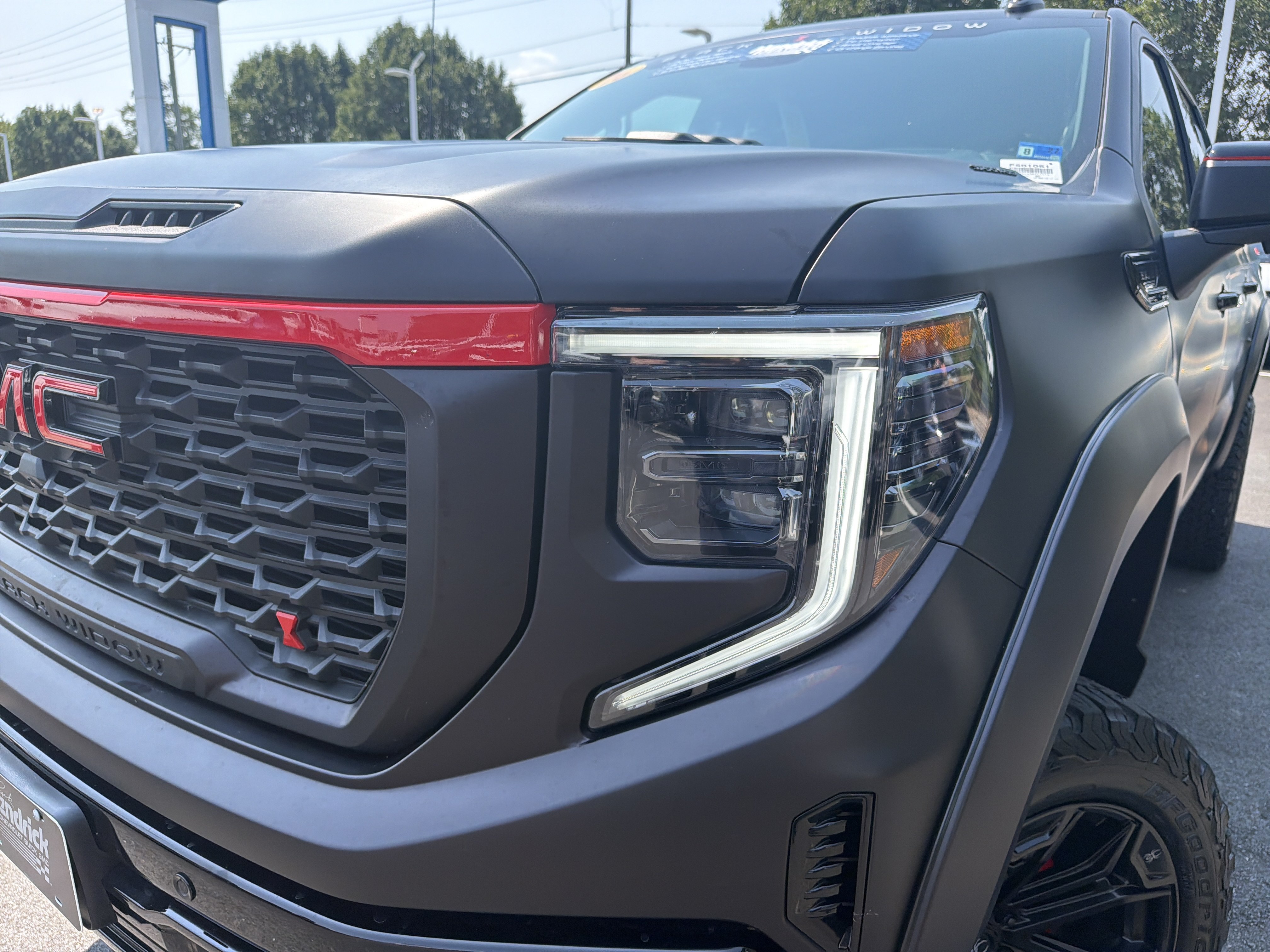 Used 2026 GMC Sierra 1500 AT4 w/ AT4 Premium Package AWD/4WD image 7