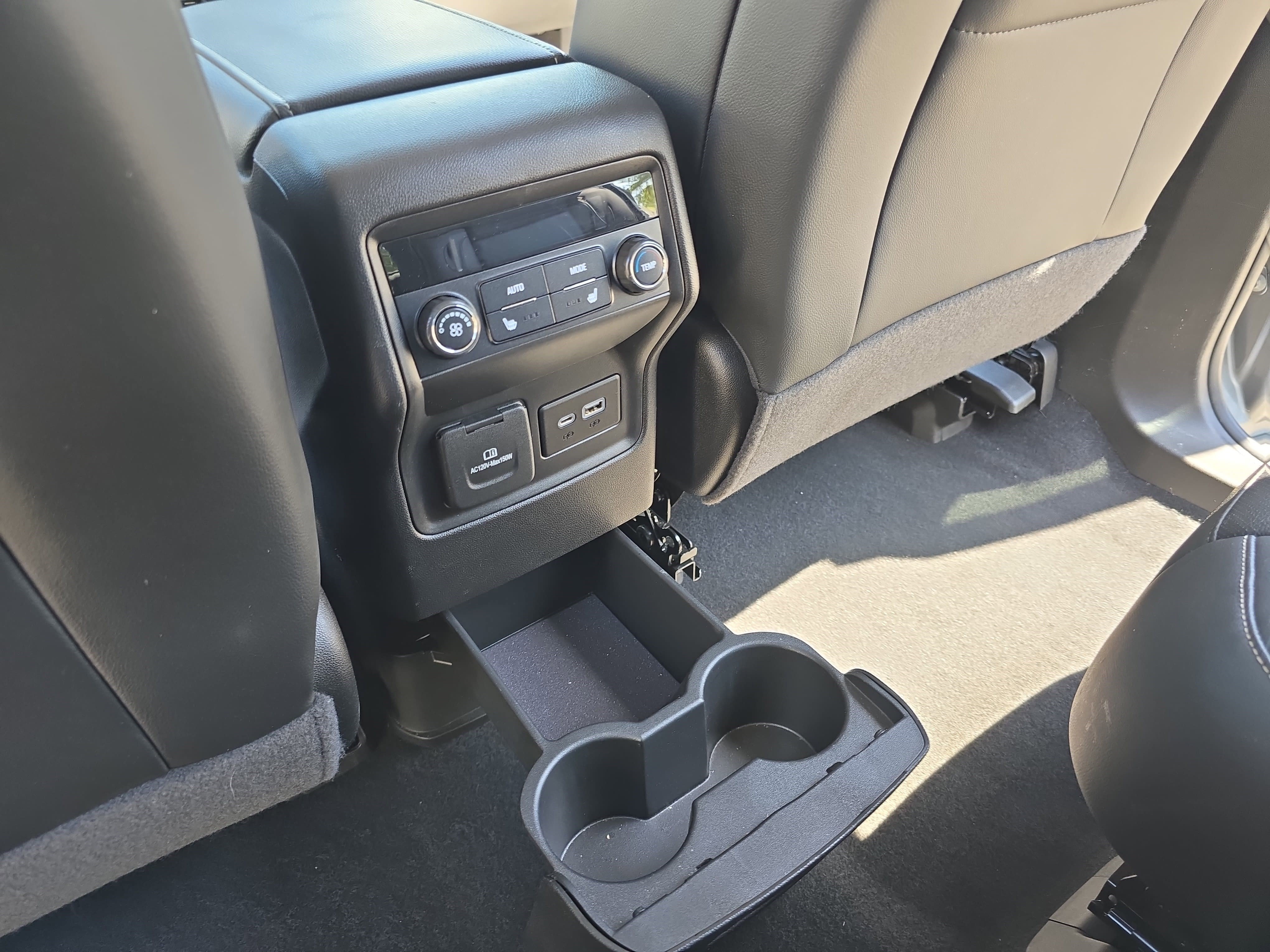 Used 2021 GMC Acadia SLT w/ Preferred Package FWD image 23