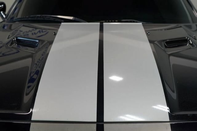 Used 2013 Dodge Challenger SRT8 w/ Harman Kardon Audio Group RWD image 7