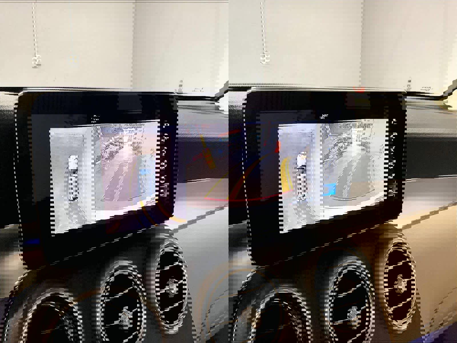 Used 2022 Mercedes-Benz GLC 300 4MATIC image 22