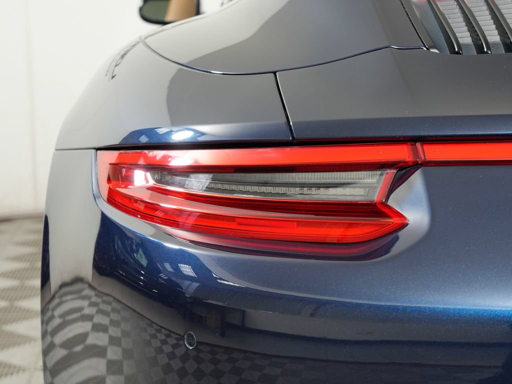 Certified 2017 Porsche 911 Targa 4 AWD/4WD image 18